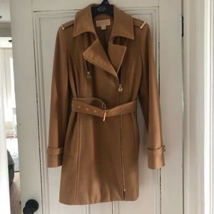 Michael Kors Coat, size 6